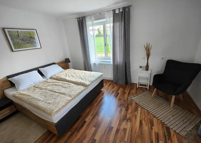 Apartment Am Freibad Leutschach